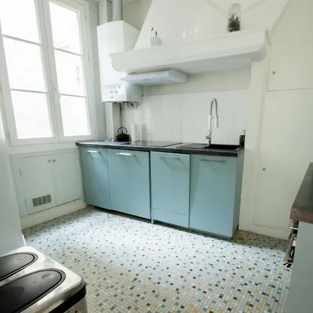 Spacious Apt Near Montmartre アパート パリ