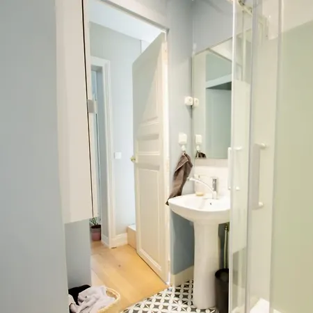 アパート Spacious Apt Near Montmartre パリ